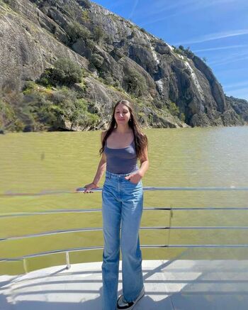 Vicky llorente page 2 image