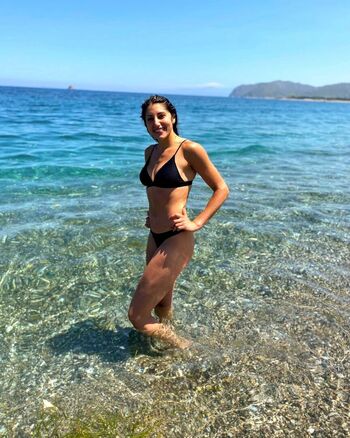 Vicky llorente image