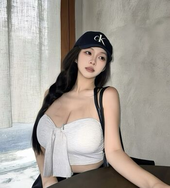 Vicky toh image