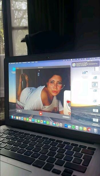 Vicky zoto image