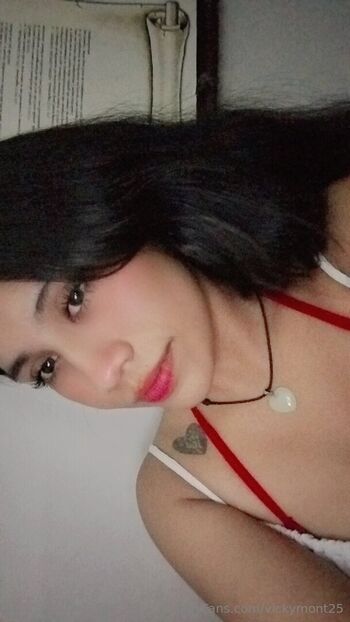 Vickymont25 image