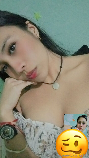 Vickymont25 image