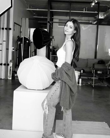 Victoria justice 1 page 2 image