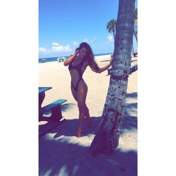 Victoria moore image