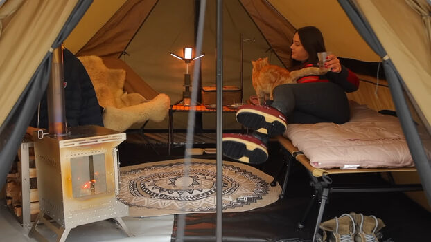 Victoria outside image