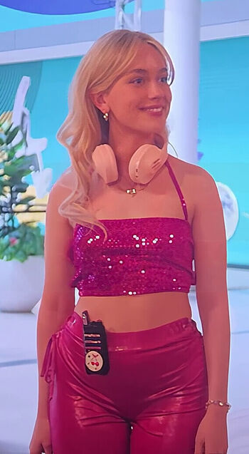 Victoria pedretti image