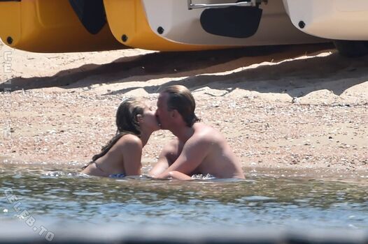 Victoria swarovski 1 image