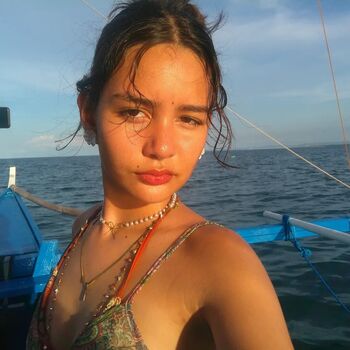 Victoria terlutter image
