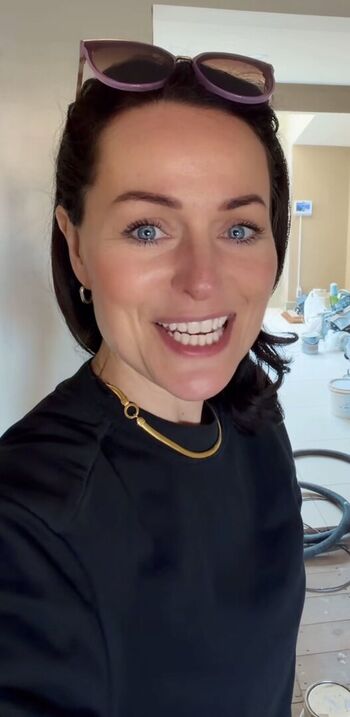 Victoria valentine image