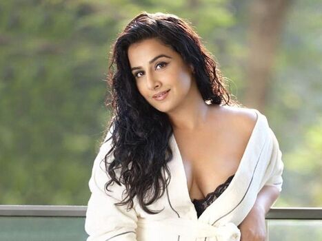 Vidya balan image