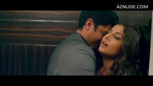 Vidya balan image