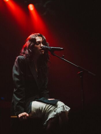 Violet grohl image