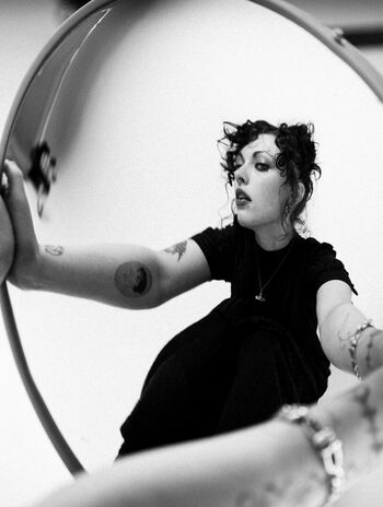 Violet grohl image
