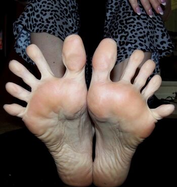 Violet s toes violet s perfect feet image