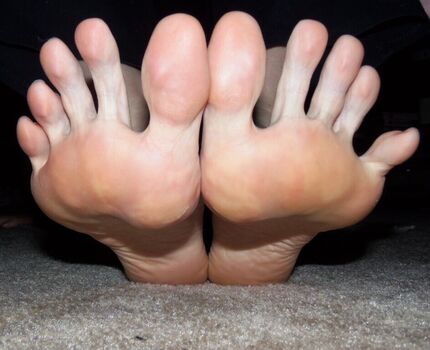 Violet s toes violet s perfect feet image
