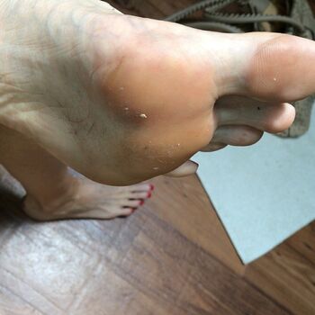 Violet s toes violet s perfect feet image