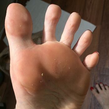 Violet s toes violet s perfect feet image