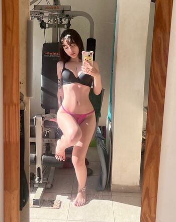 Violetitangel page 2 image