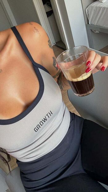 Vitoria marcilio image
