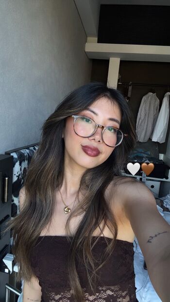 Vivian marie wong image