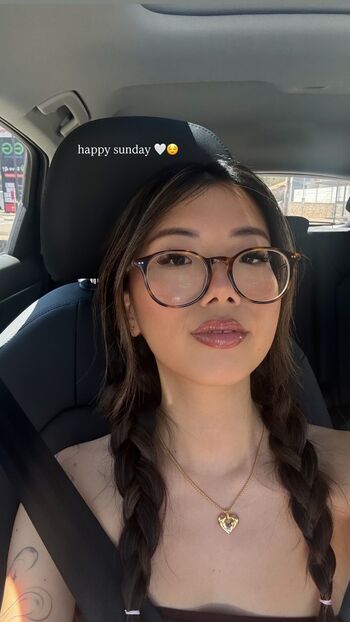 Vivian marie wong image