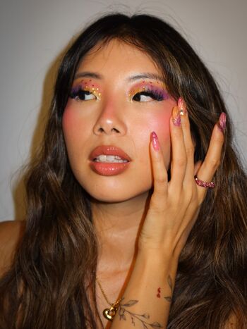 Vivian marie wong image