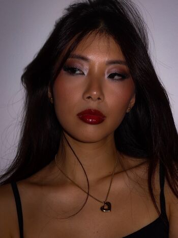 Vivian Marie Wong