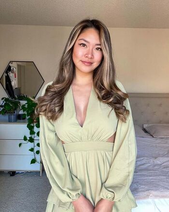 Vivian yu image