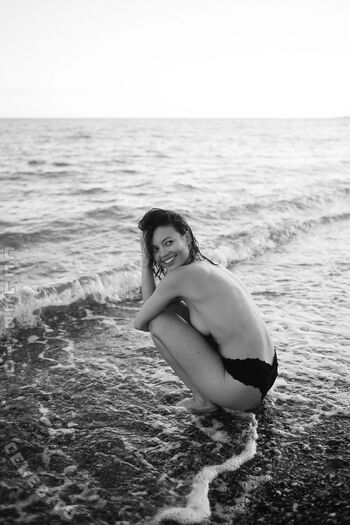 Vivien (Vivi) König