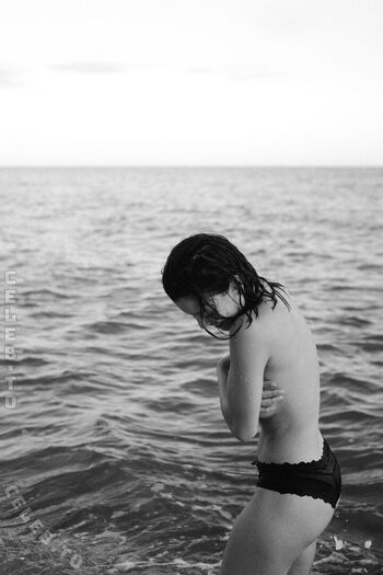 Vivien (Vivi) König