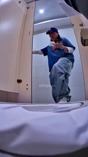 Voyeur Asian Pissing Toilet &Amp; Upskirts Only