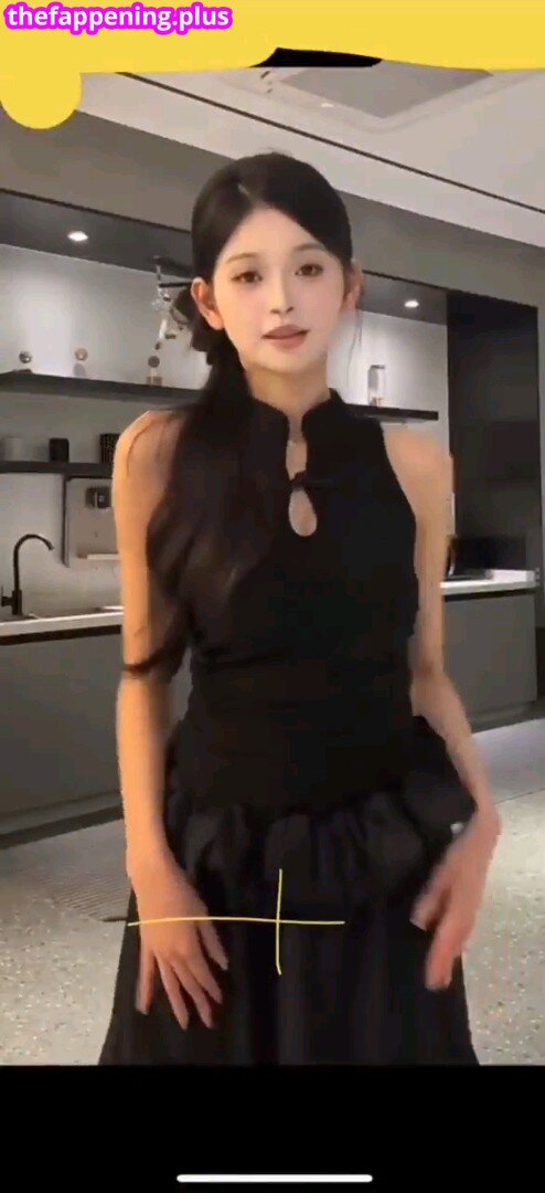 Voyeur Asian Pissing Toilet &Amp; Upskirts Only