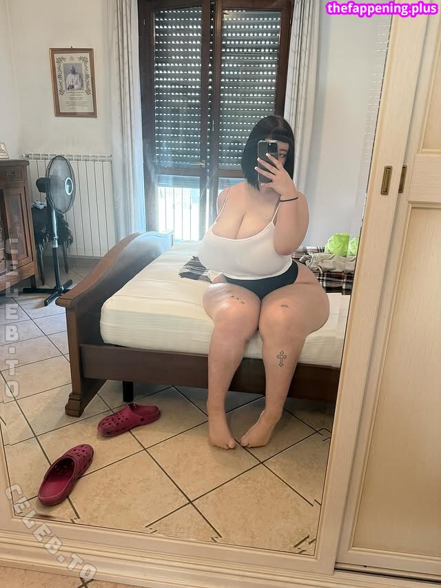 Mxmmytina / VVALENTINABONETALLI Çıplak OnlyFans Fotoğrafı #81