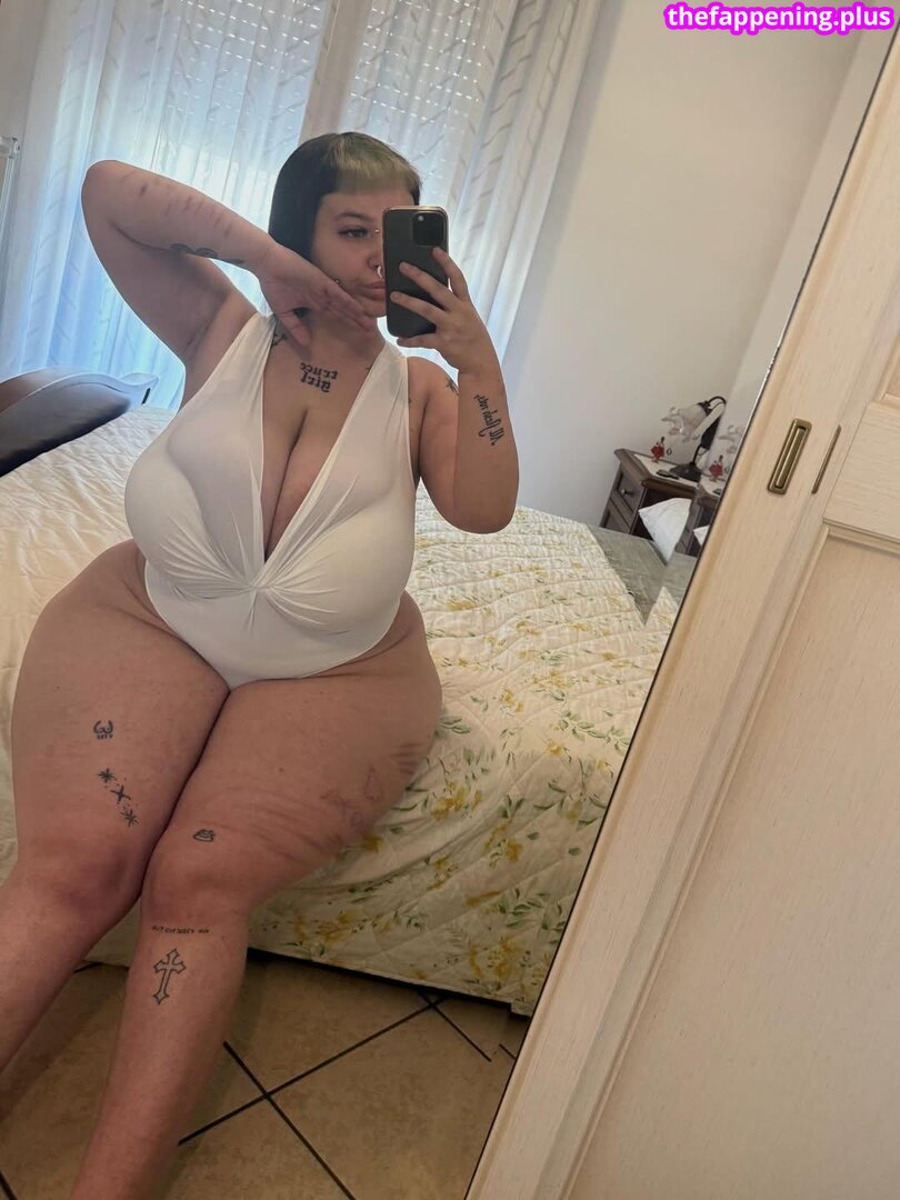 Mxmmytina / VVALENTINABONETALLI नग्न OnlyFans फोटो #137