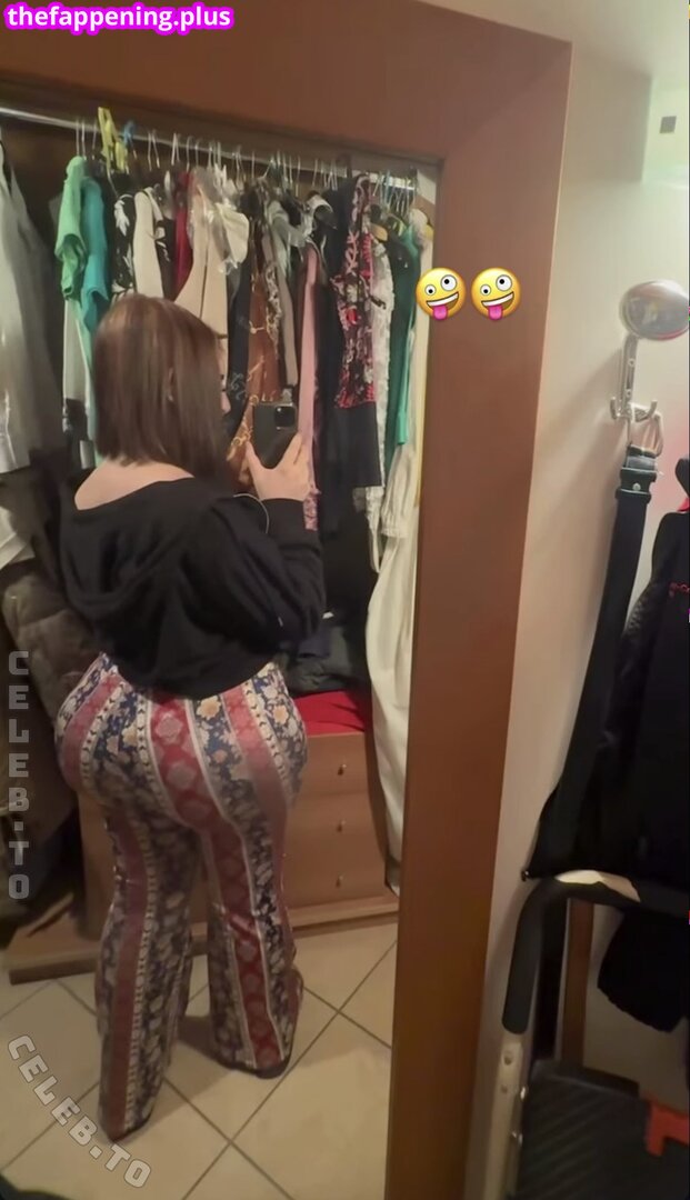 Mxmmytina / Vvalentinabonetalli Çıplak OnlyFans Fotoğrafı #150