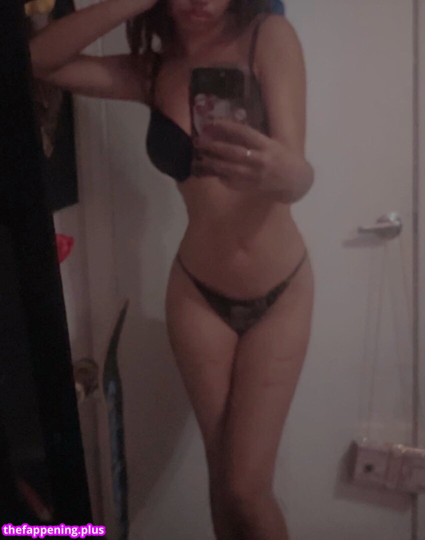 https: / vixzi / vveowx Fotografie OnlyFans Dezbrăcată #10