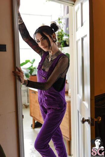 Walkingwoounded image