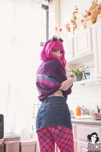 Walkingwoounded image