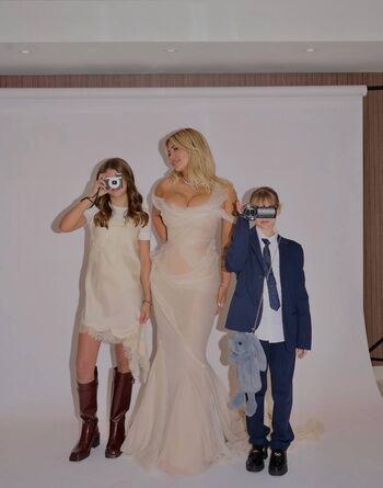 Wanda nara page 3 image