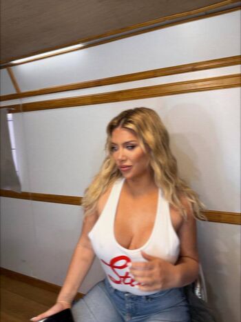 Wanda nara image
