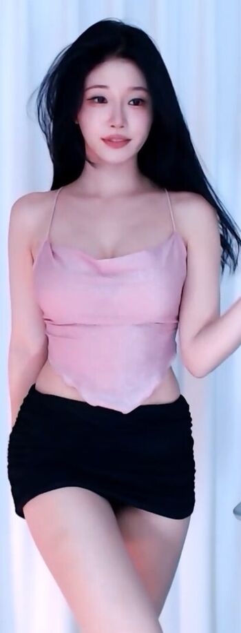 Wannabe33 page 5 image