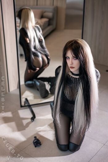 Waterloo cosplay page 3 image