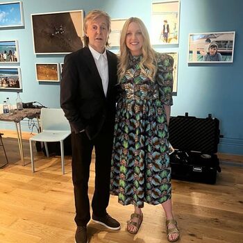 Weather ladies 1 image