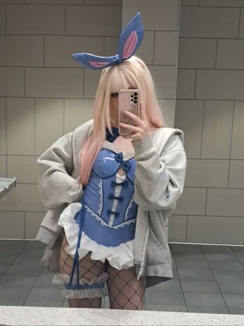 Whimsilux page 2 image