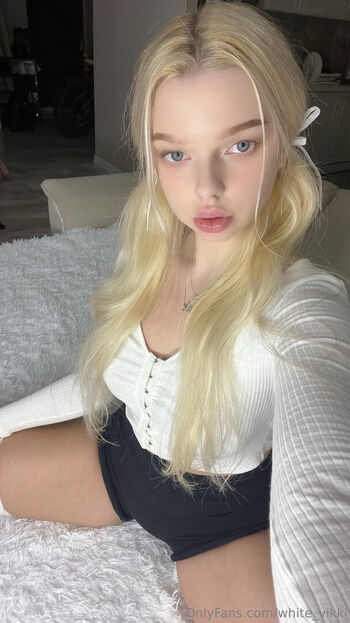 White vikki image