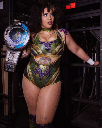 Willow nightingale image