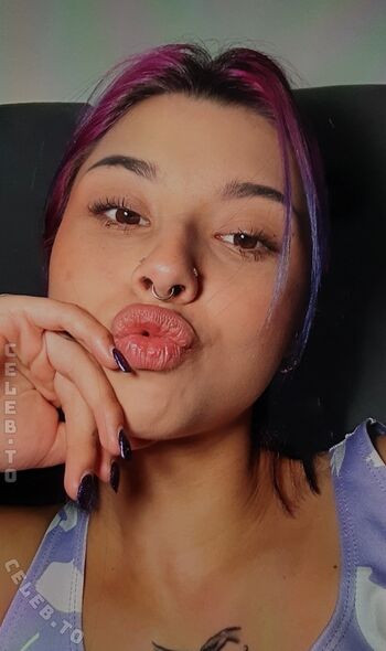 Willow xoxo 1 image