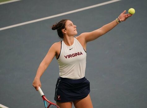 Woman college tennis image