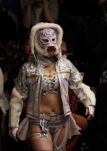 Womenjoshi page 4 image