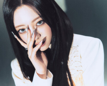 Womenk pop image